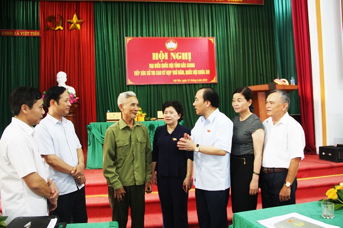 Đoàn đại biểu Quốc hội tỉnh Bắc Giang tiếp xúc cử tri sau Kỳ họp thứ 5, Quốc hội khoá XIV